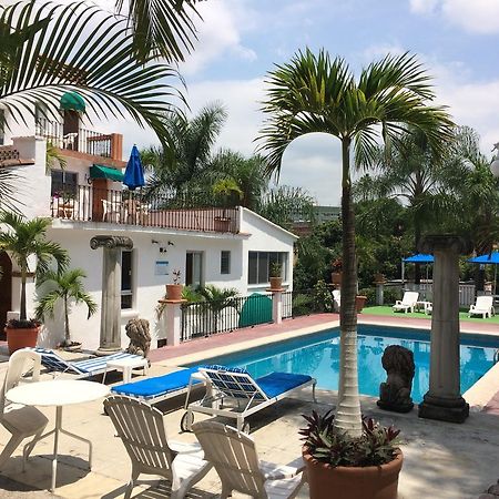 Hotel Bajo El Volcan Куэрнавака Экстерьер фото