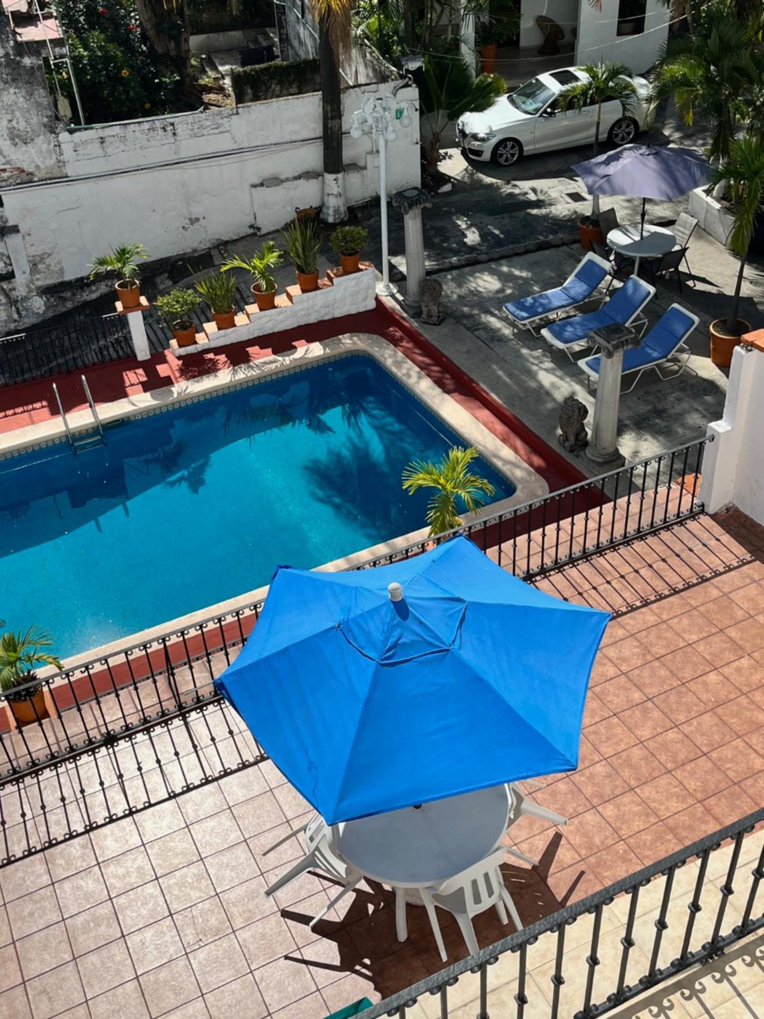 Hotel Bajo El Volcan Куэрнавака Экстерьер фото